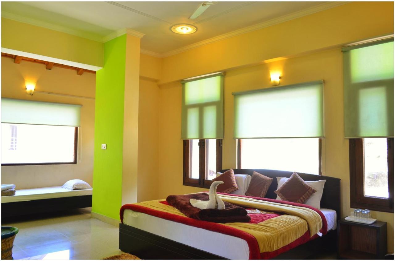 Shivalik River Retreat Almora Exterior photo